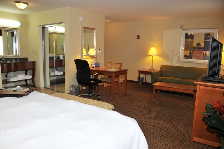 Room 16 of 22