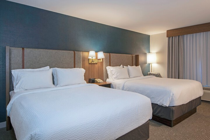 Holiday Inn Hotel & Suites Kamloops by IHG