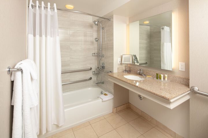 Hilton Madison Monona Terrace