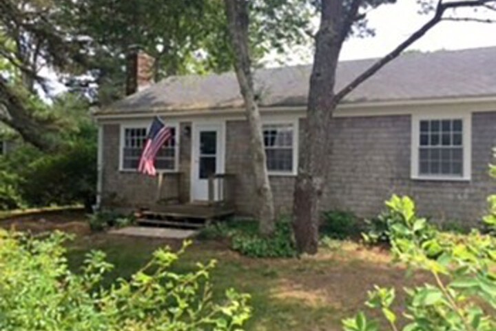 15 Bayberry Rd