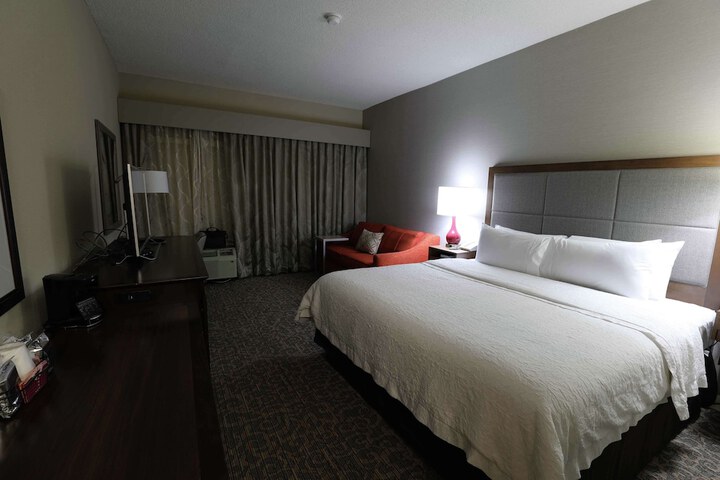 Room 12 of 35