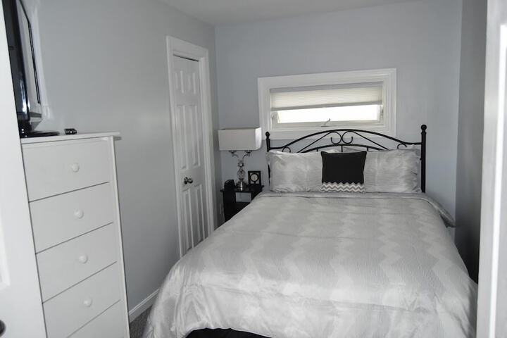 Room 28 of 36