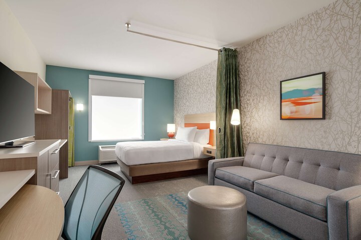Room 16 of 48