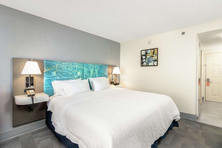 Hampton Inn Daytona Shores - Oceanfront