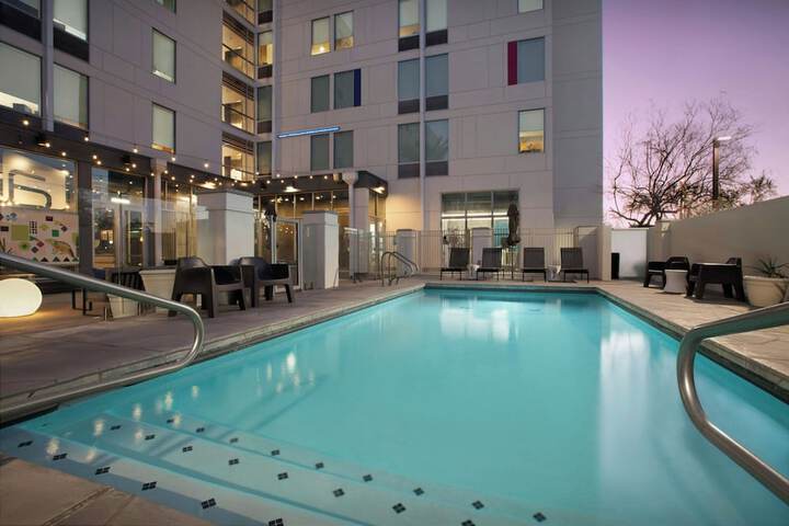 Pool 9 of 53