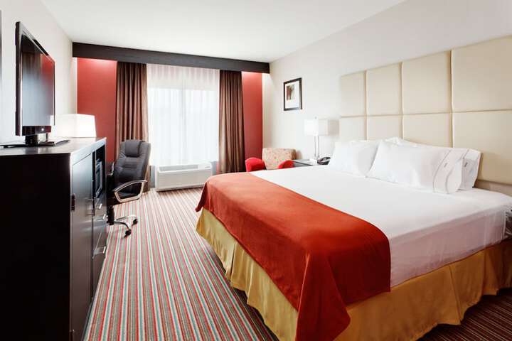 Room 16 of 31