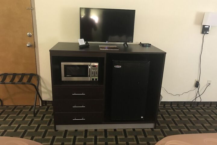 Room 50 of 54