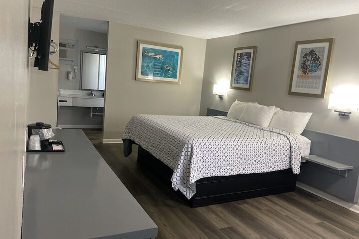 Room 14 of 44