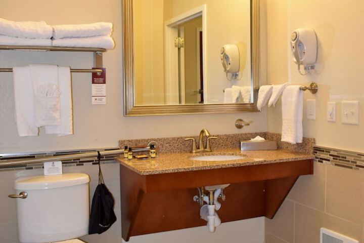 Room 15 of 20