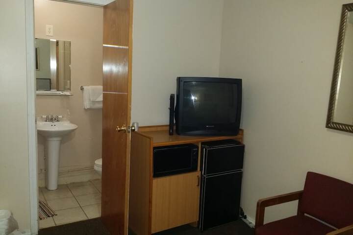 Rosemount Motel