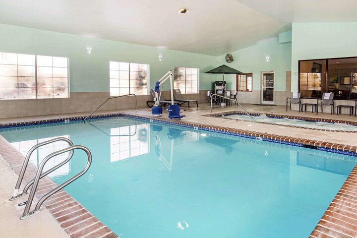 Pool 9 of 45