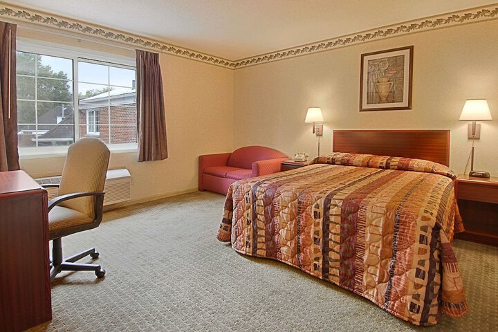 Room 13 of 24