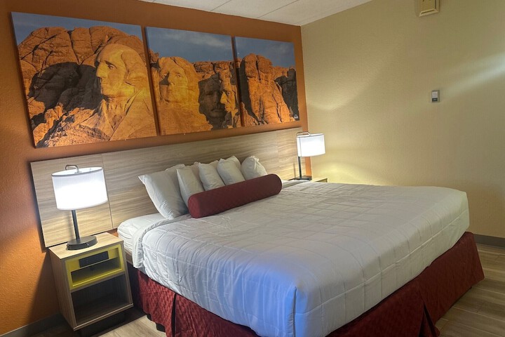 Room 15 of 24