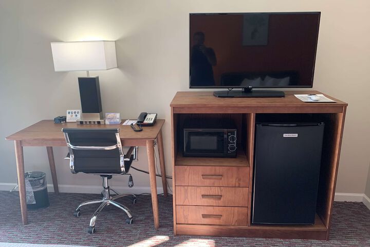 Room 7 of 13