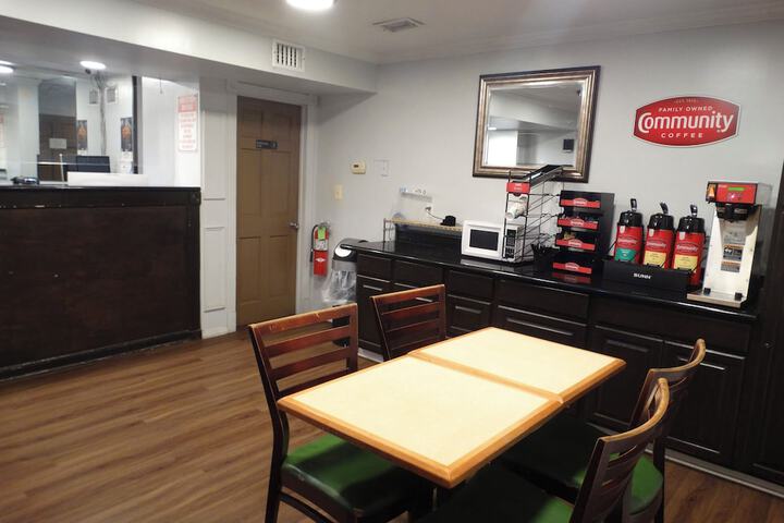 Breakfast/Coffee Service 19 of 19