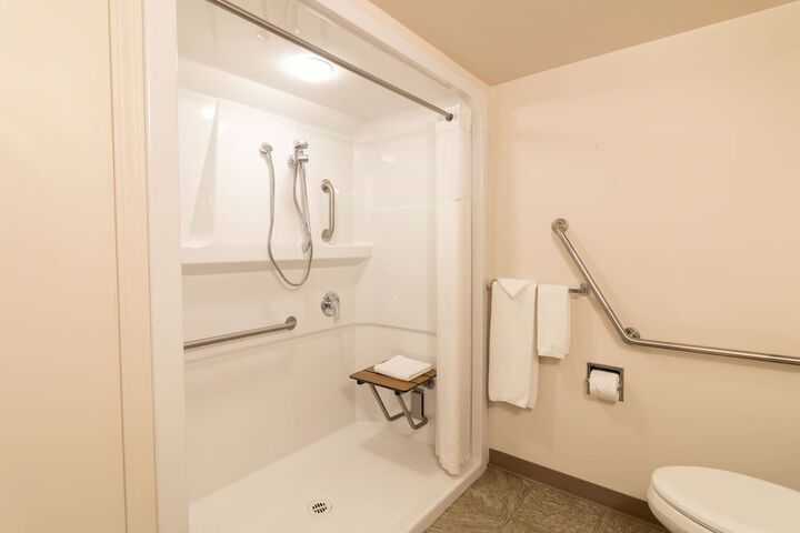 Super 8 by Wyndham Prince George