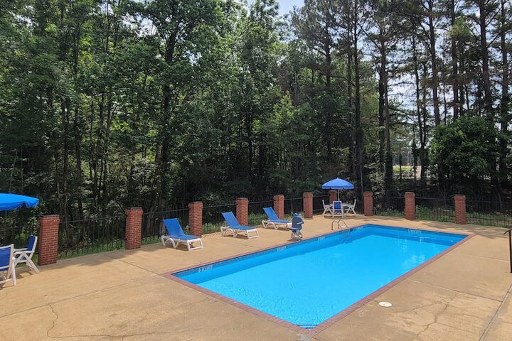 Pool 15 of 37