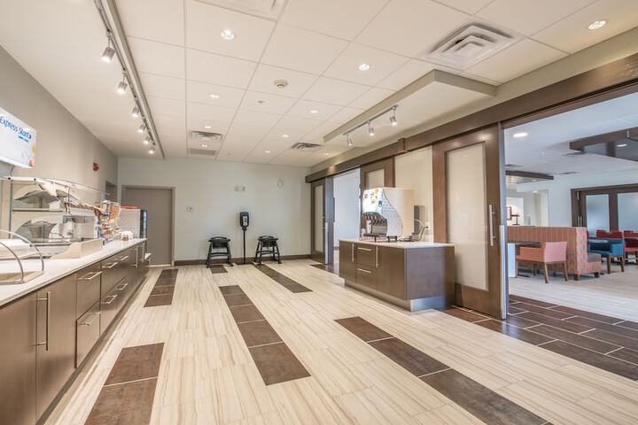 Holiday Inn Express & Suites-Dripping Springs - Austin Area by IHG