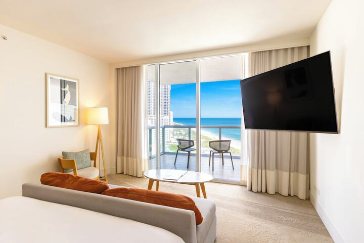 Eden Roc Miami Beach