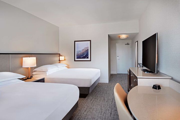 Hilton San Diego Bayfront
