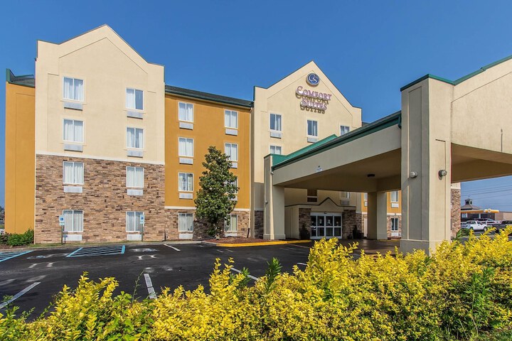 Hotel 7 of 61