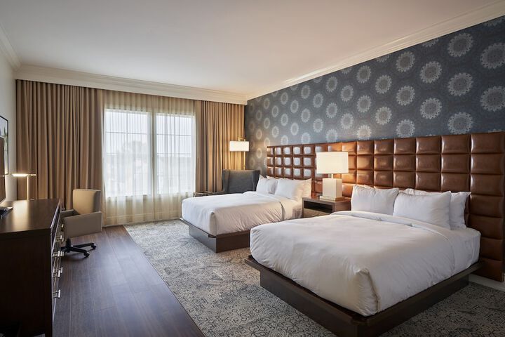 Room 17 of 60