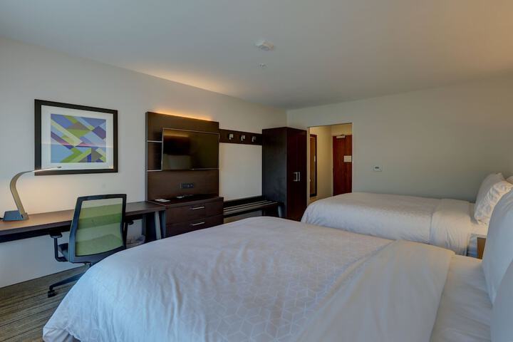 Room 17 of 56