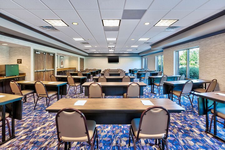 Hampton Inn & Suites Flint / Grand Blanc