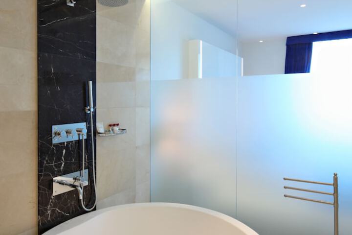 The One Boutique Hotel