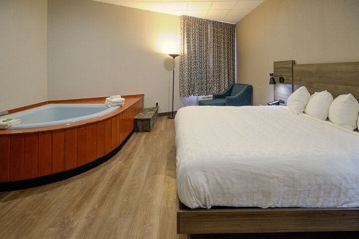 Room 25 of 41