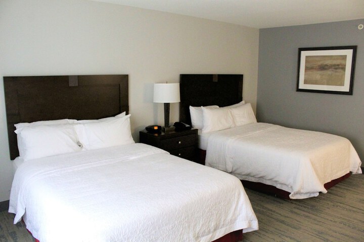 Room 13 of 50
