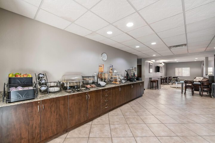 Microtel Inn & Suites by Wyndham Pearl River / Slidell