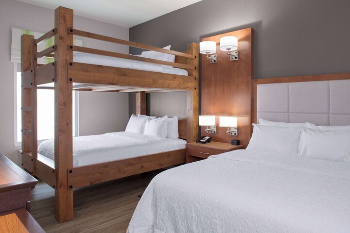 Room 21 of 57