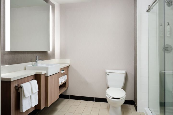 Room 25 of 44
