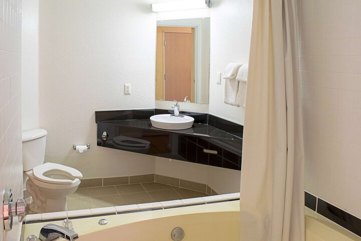 Motel 6 Seymour IN - North