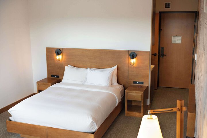 The Lismore Eau Claire - a DoubleTree by Hilton