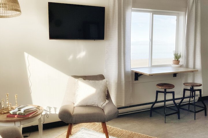 Room 22 of 36