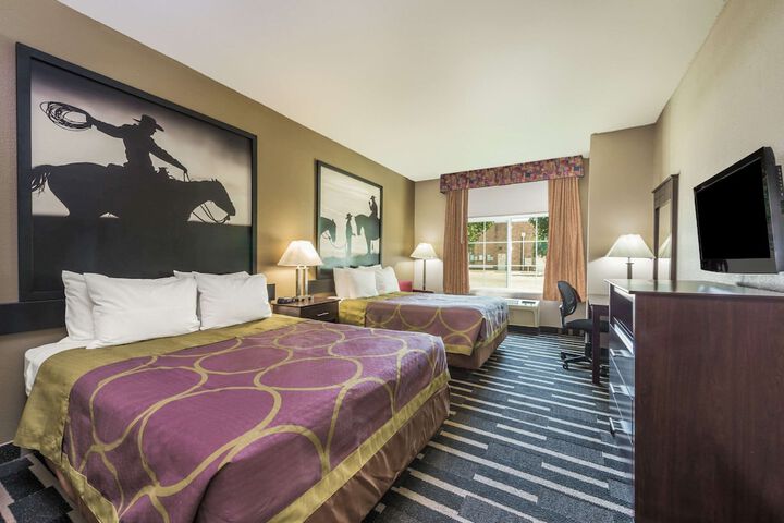 Room 12 of 14