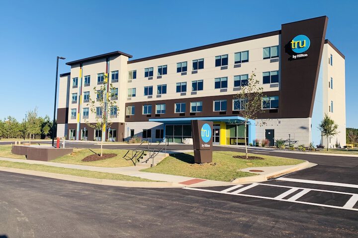 Hotel 3 of 52