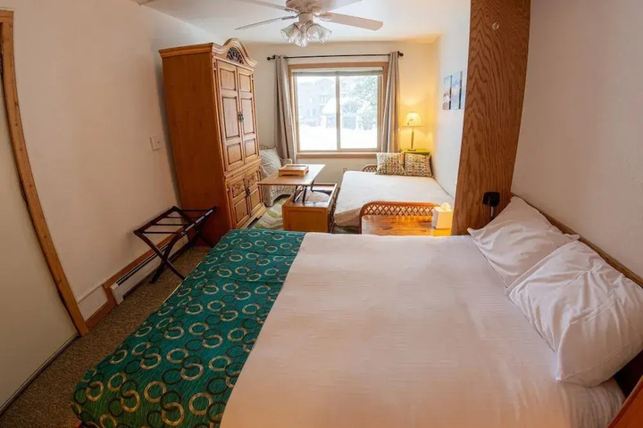 Sun Meadows 1 - 303a Hotel Style Studio Bedroom Condo