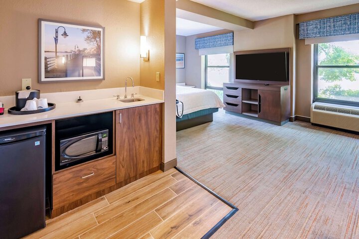 Room 33 of 55