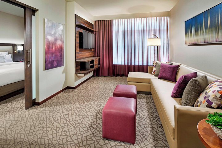 Room 32 of 58