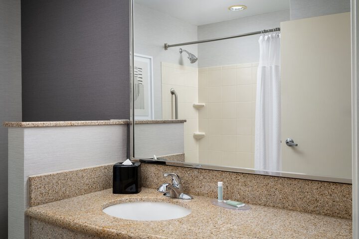 Courtyard by Marriott Kingston
