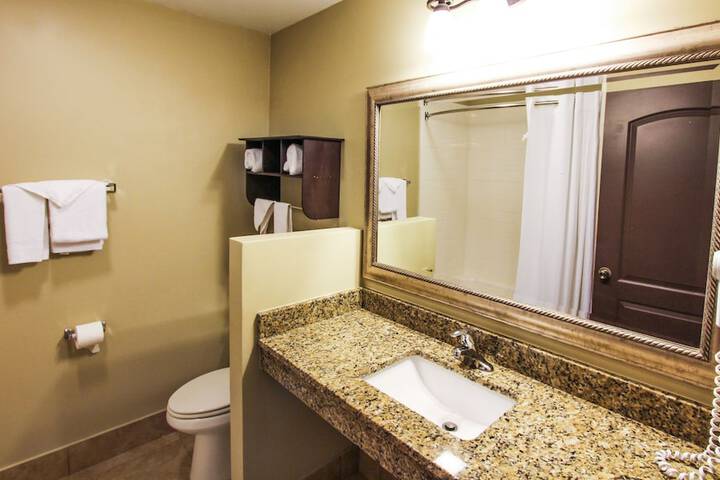Room 43 of 117