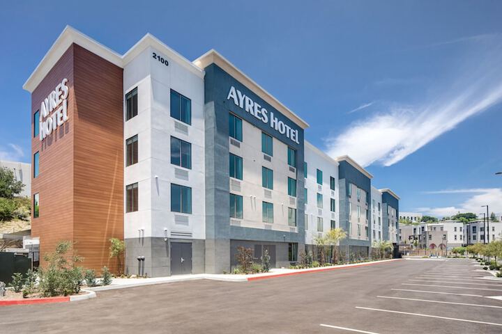 Hotel 3 of 90