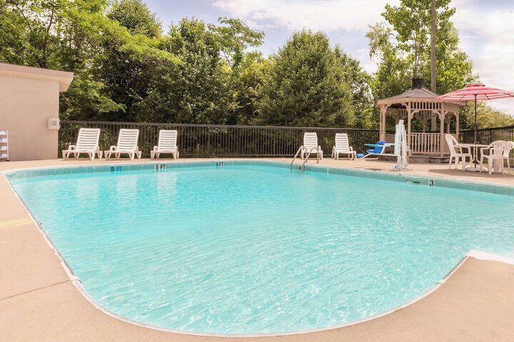 Pool 3 of 26