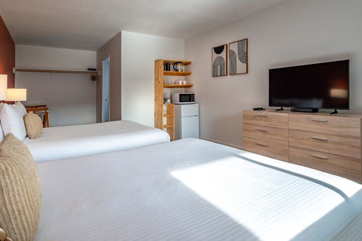 Okanagan Lakefront Resort