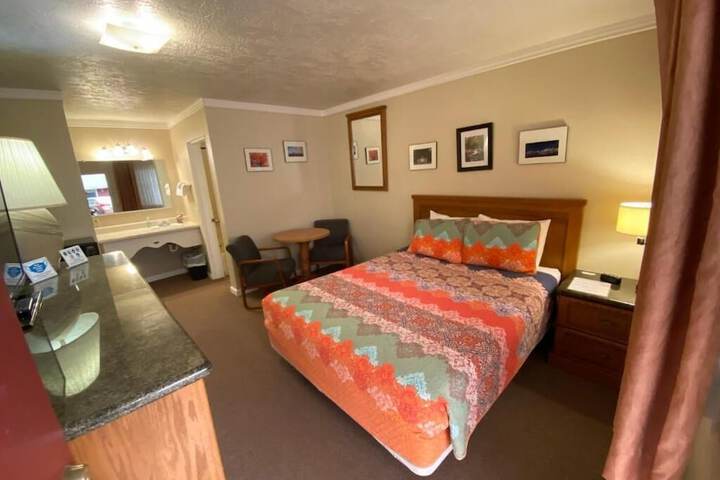 Independence Courthouse Motel