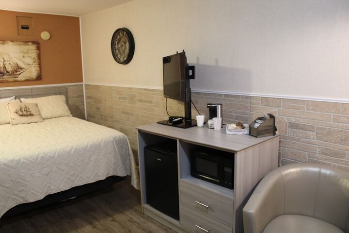 Room 42 of 90
