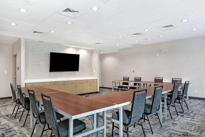 Home2 Suites by Hilton Raleigh Durham Airport RTP
